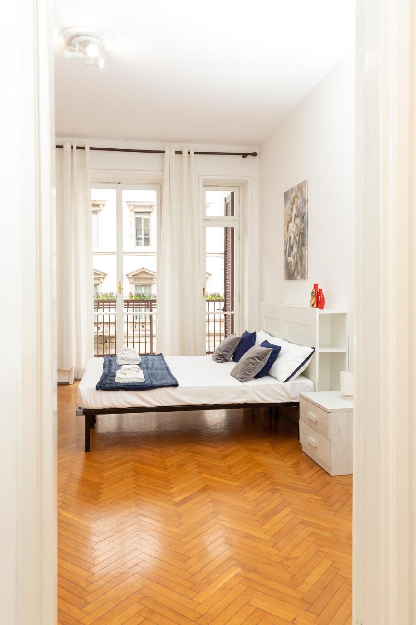 Picasso - Spacious Exclusive Apartment Milan Exterior photo