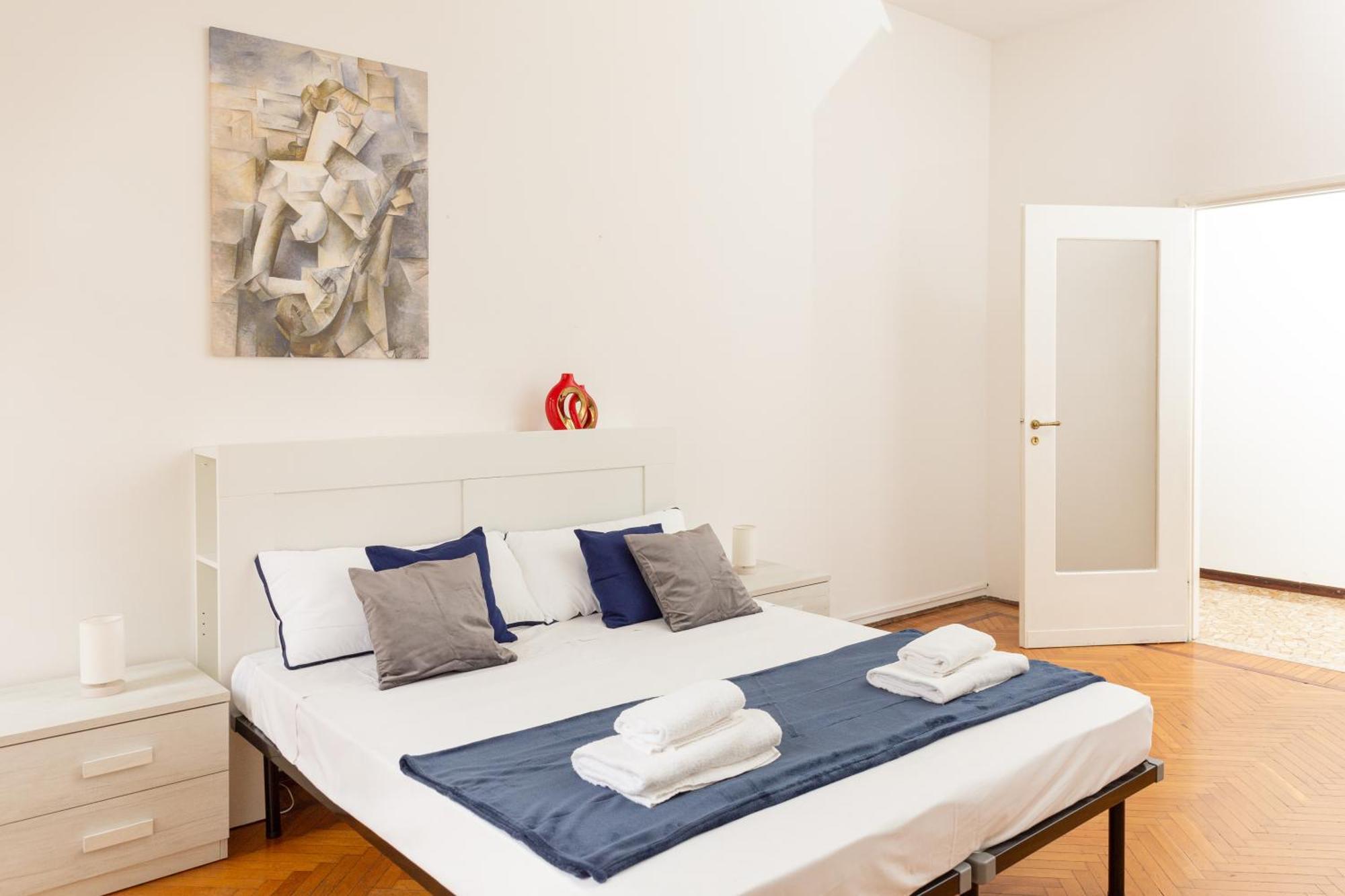Picasso - Spacious Exclusive Apartment Milan Exterior photo