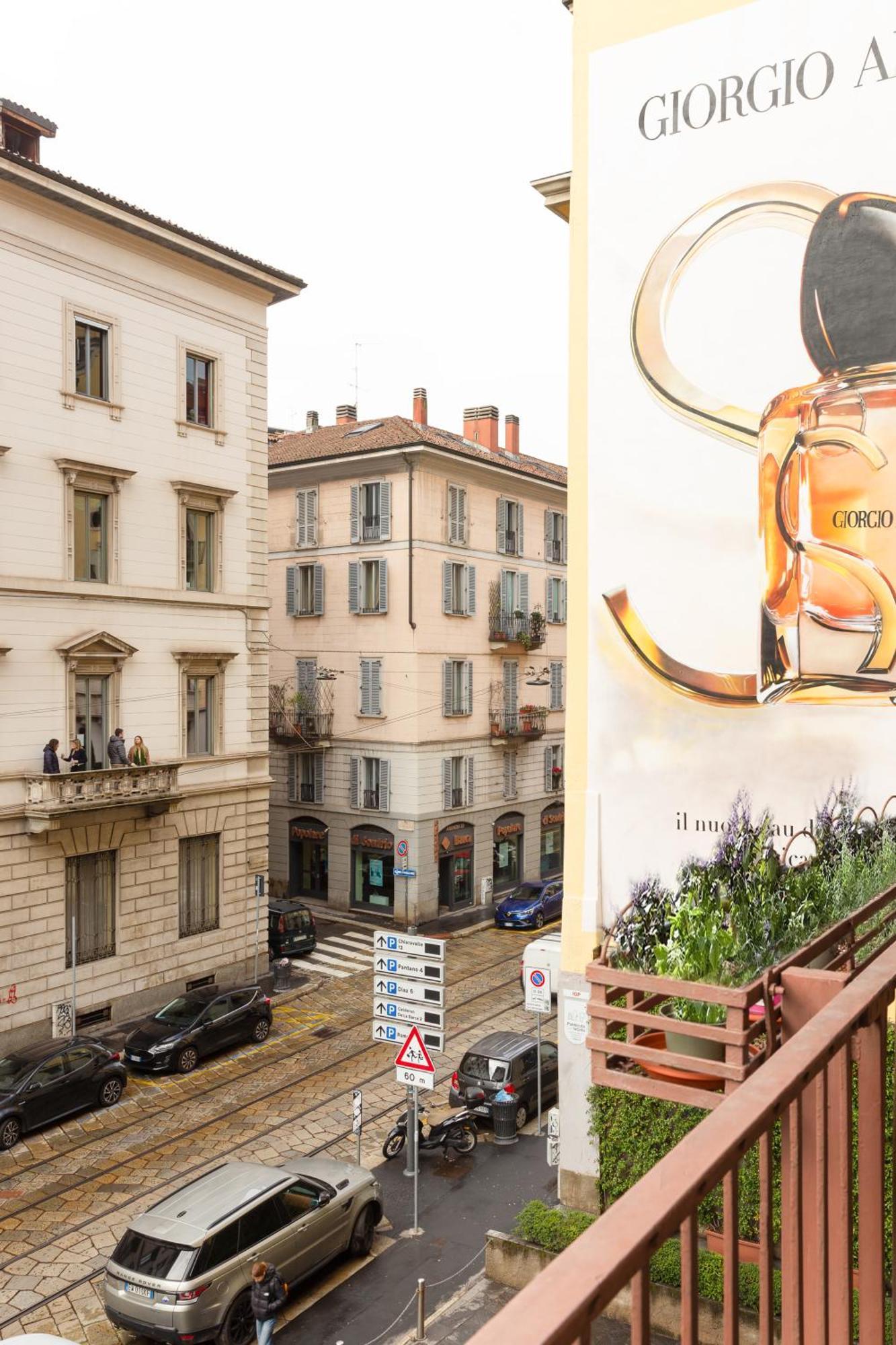 Picasso - Spacious Exclusive Apartment Milan Exterior photo
